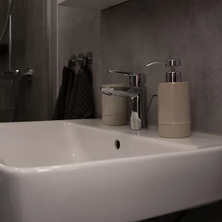 Lume35 アパート *